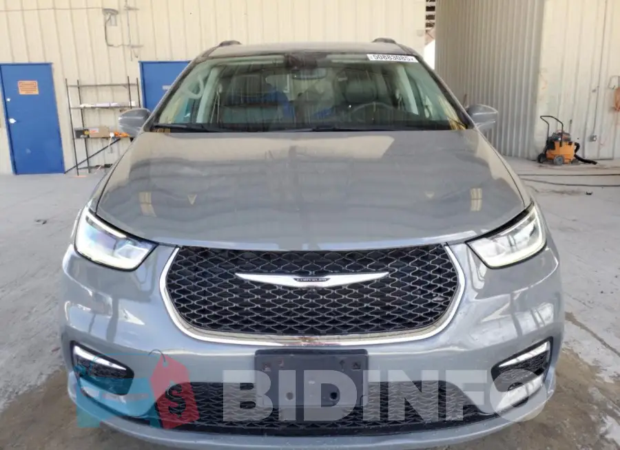 2C4RC1BG6NR116038 Photo# 5