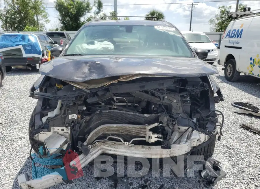 2C4RC1BGXKR730196 Photo# 5
