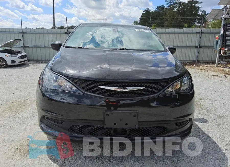 2C4RC1CG2NR153022 Photo# 5