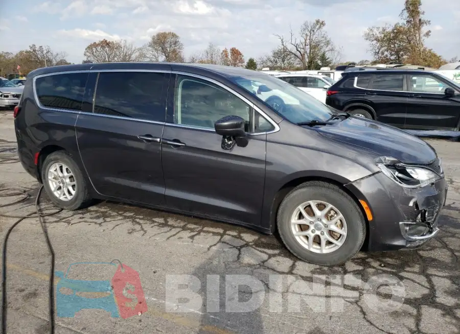 2C4RC1FGXLR237579 Photo# 4