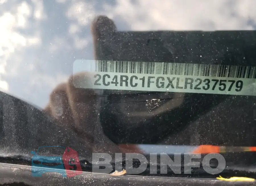 2C4RC1FGXLR237579 Photo# 14