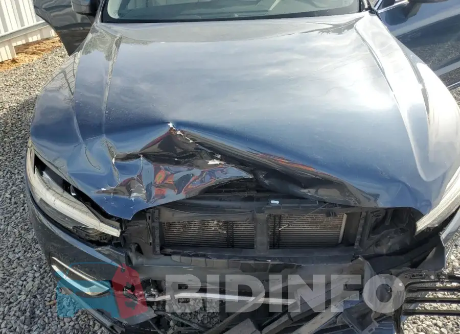 YV4102DL0M1851765 Photo# 12