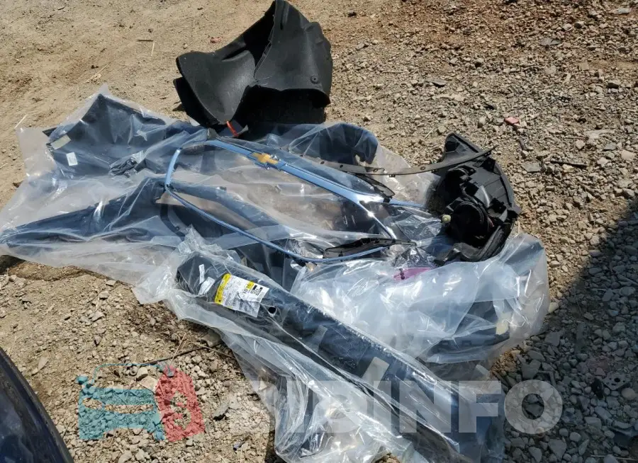 1G1ZB5ST1KF204899 Photo# 12