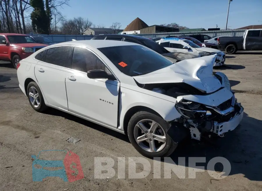 1G1ZB5ST3LF150880 Photo# 4