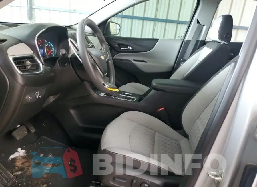 2GNAXTEV6N6116136 Photo# 7