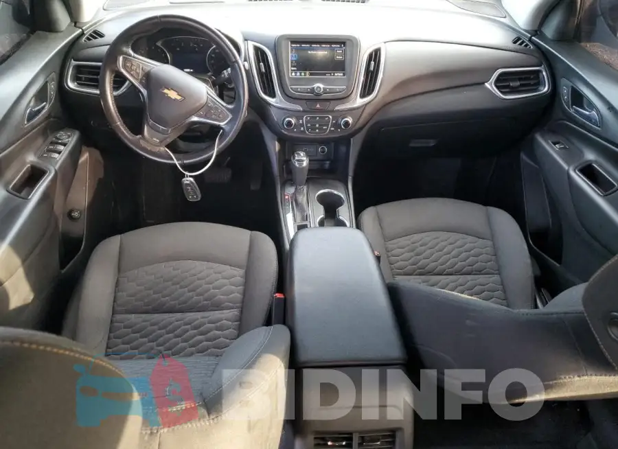 2GNAXTEV8L6170972 Photo# 8