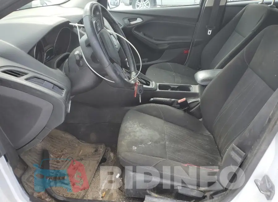 1FADP3F2XJL219528 Photo# 7