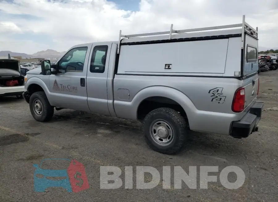 1FT7X2B69GEC31015 Photo# 2