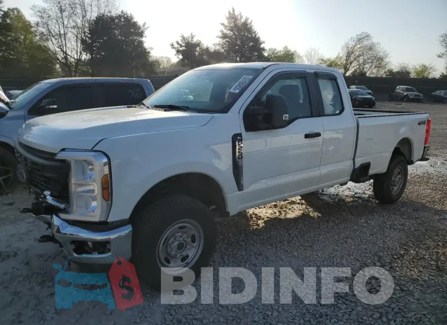 1FT7X2BA7REC10557 Photo# 1