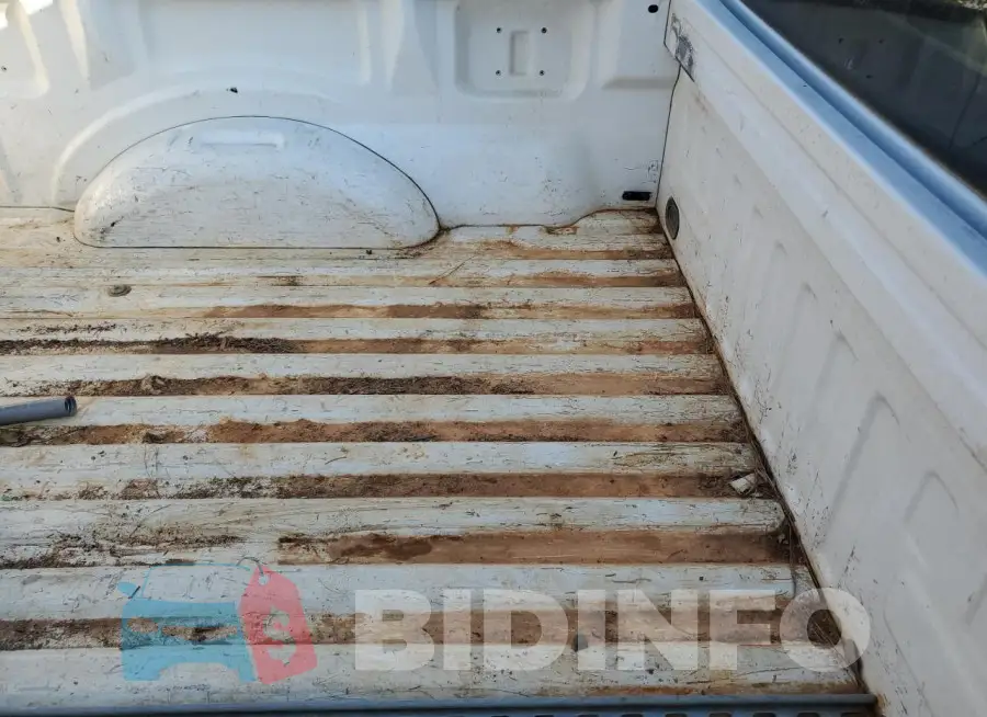 1FTMF1CB2JFE39024 Photo# 10