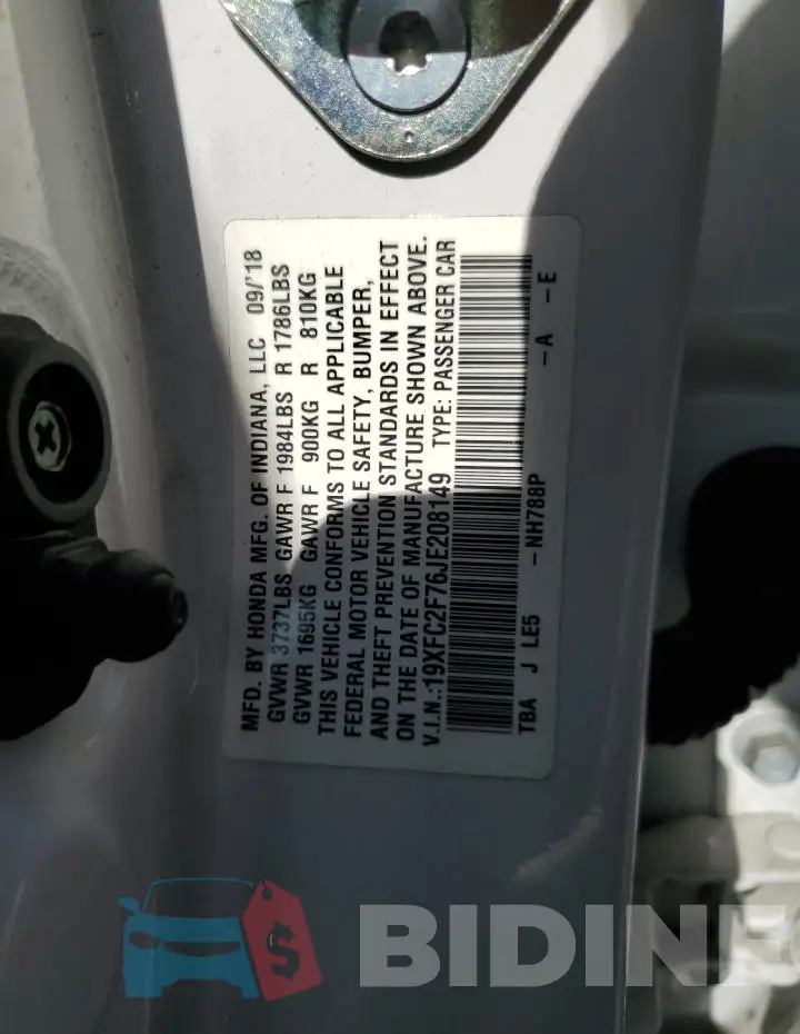 19XFC2F76JE208149 Photo# 12