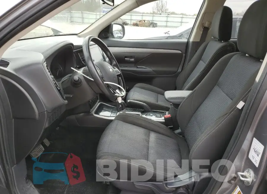 JA4AD3A39JZ017406 Photo# 7