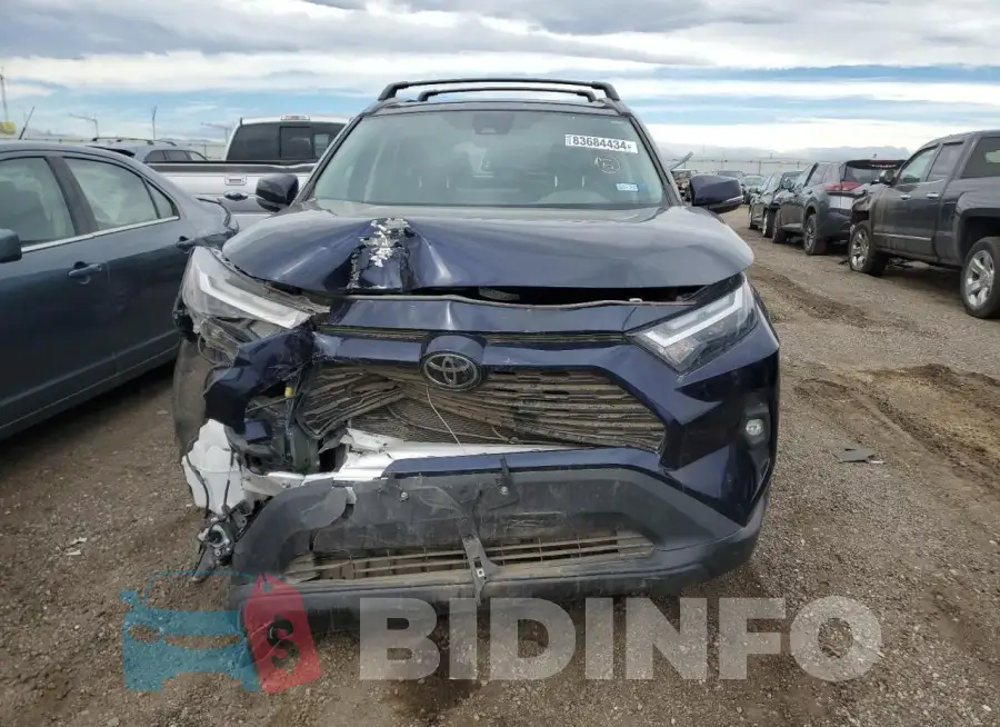 2T3C1RFV1PW271916 Photo# 5