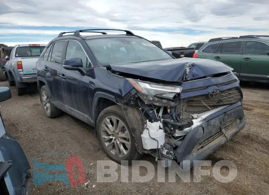 2T3C1RFV1PW271916 Photo# 4