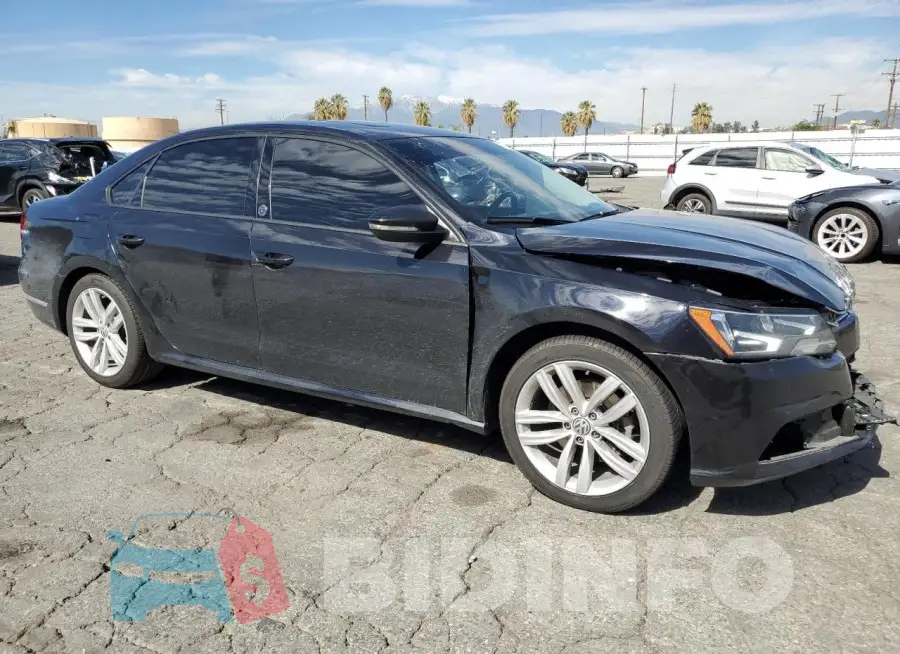 1VWLA7A33KC009589 Photo# 4