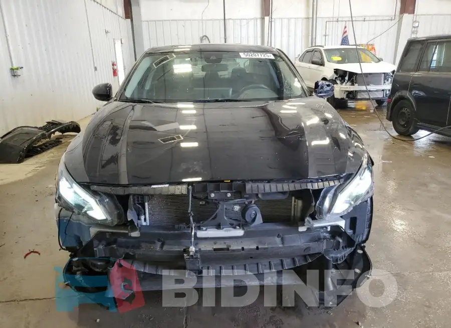 1N4BL4CV5PN411167 Photo# 5