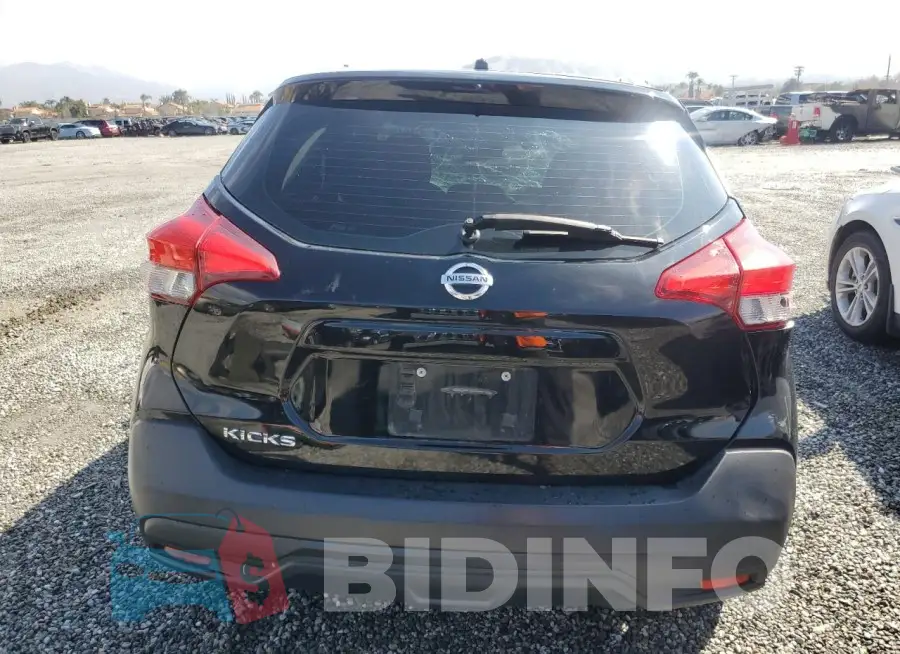 3N1CP5CU3KL528984 Photo# 6