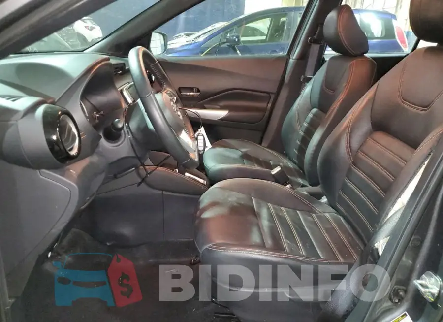 3N1CP5CU5KL555183 Photo# 7