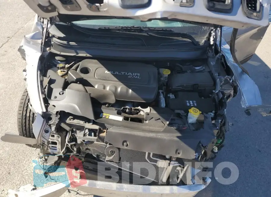 1C4PJLCB9JD620513 Photo# 12