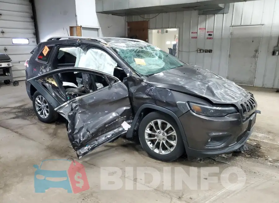 1C4PJLLB4KD146049 Photo# 4