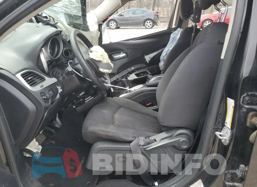 3C4PDCBG7HT511525 Photo# 7