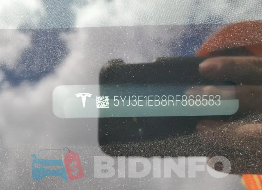 5YJ3E1EB8RF868583 Photo# 14