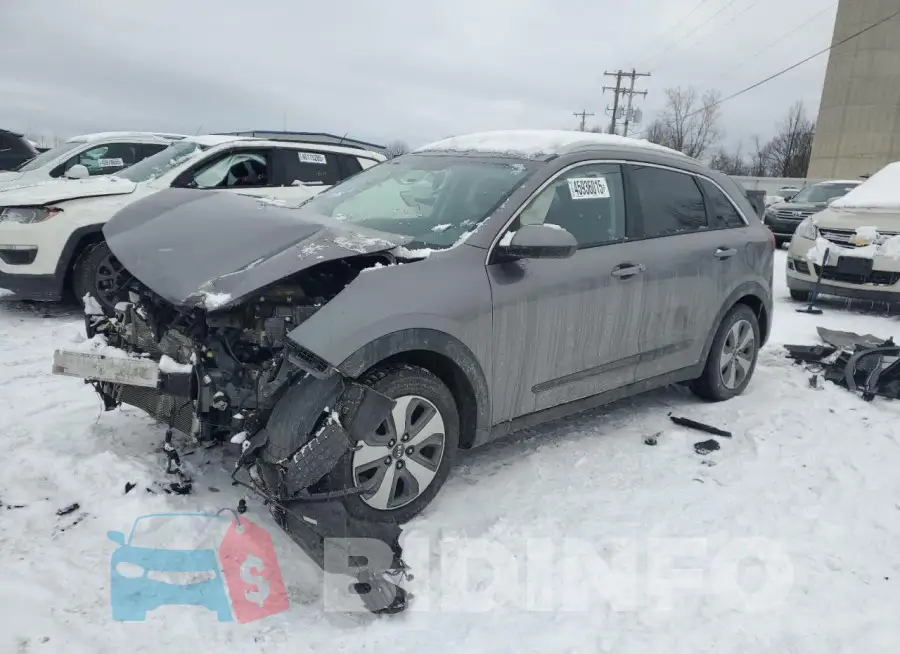 KNDCB3LC2H5101831 Photo# 1