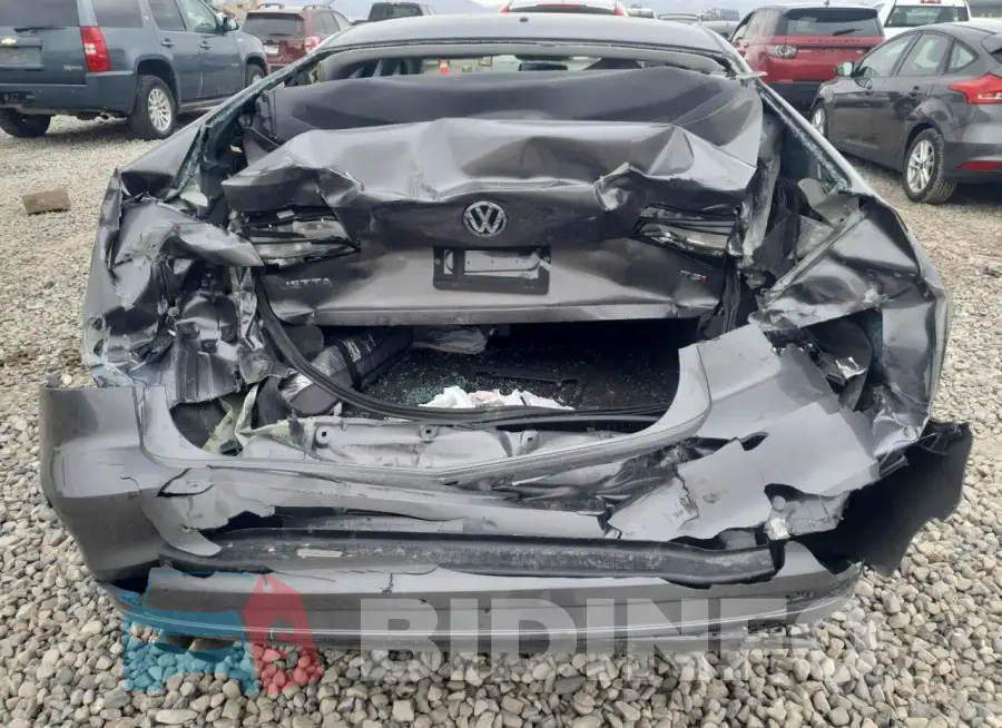 3VW2B7AJ2HM348472 Photo# 6