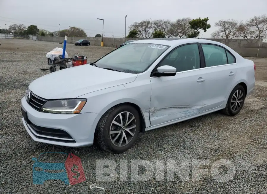 3VWDB7AJ9HM272547 Photo# 1
