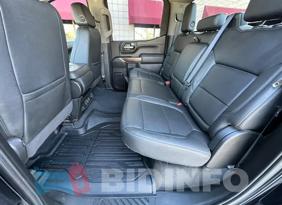 3GTU9DED6NG150613 Photo# 15