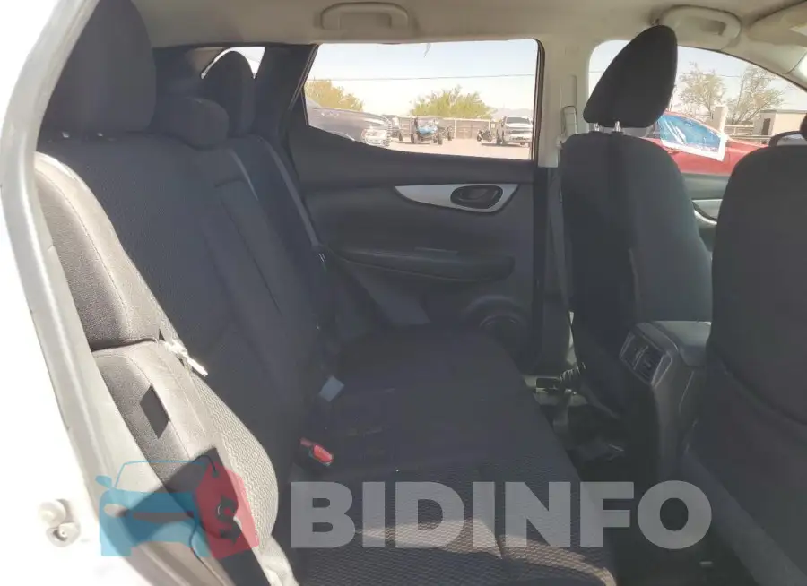 JN1BJ1CV6LW543134 Photo# 11