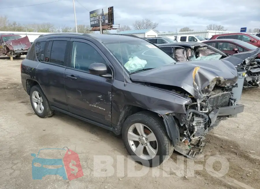 1C4NJDEB7GD616849 Photo# 4
