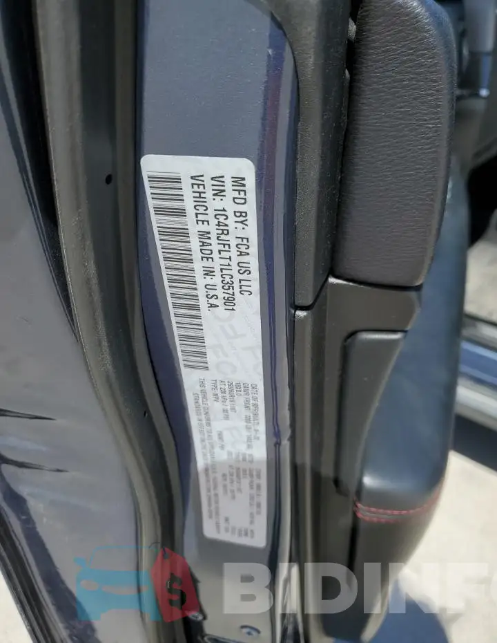 1C4RJFLT1LC357901 Photo# 14