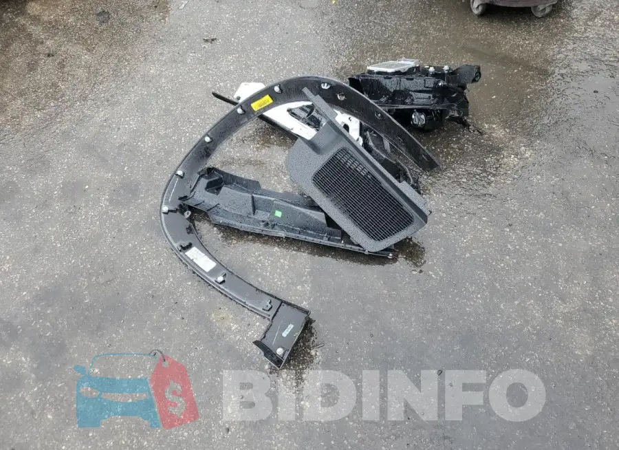 5TDAAAA68RS004916 Photo# 13