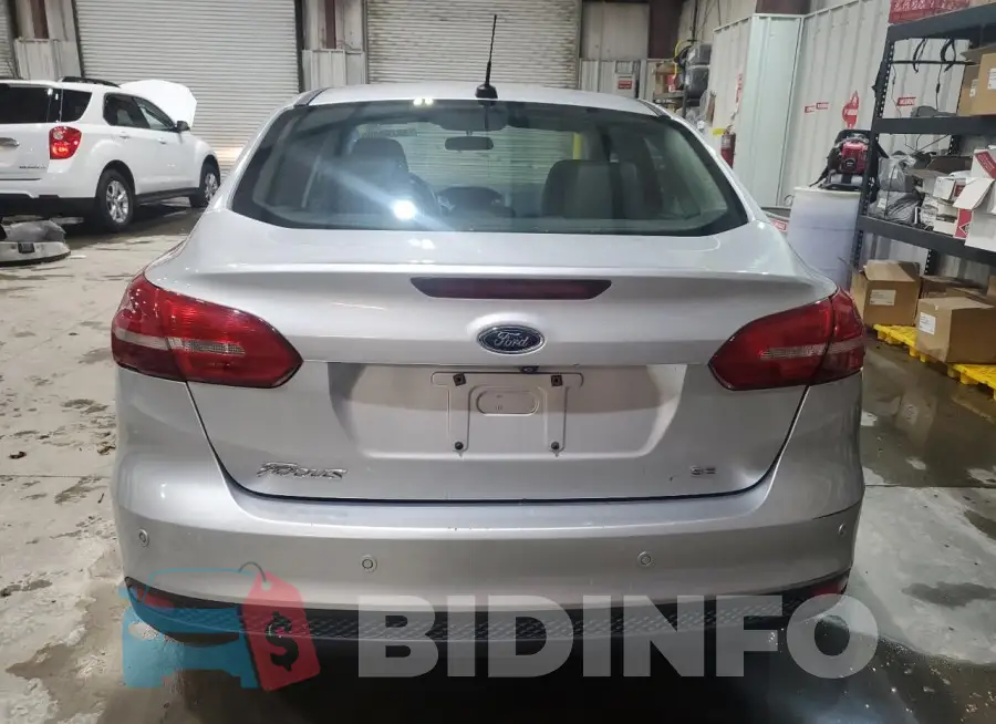 1FADP3F26GL339917 Photo# 6
