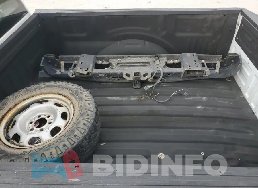 1FTFX1EF3HKD61067 Photo# 12