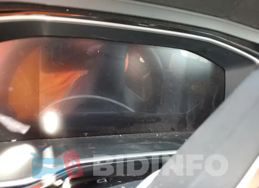 3VW5M7BU9RM041544 Photo# 9