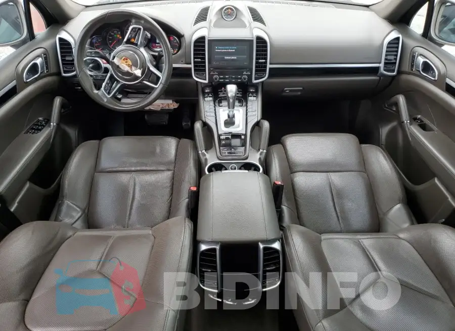 WP1AA2A20HKA82890 Photo# 8