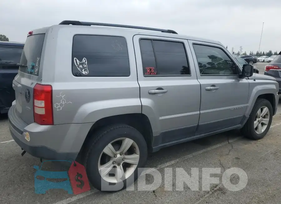 1C4NJPFA0HD209237 Photo# 3