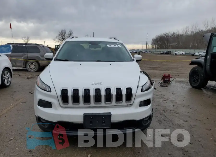 1C4PJLLB2JD622877 Photo# 5