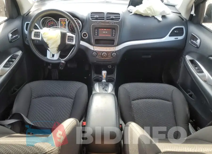 3C4PDCAB3JT490717 Photo# 8