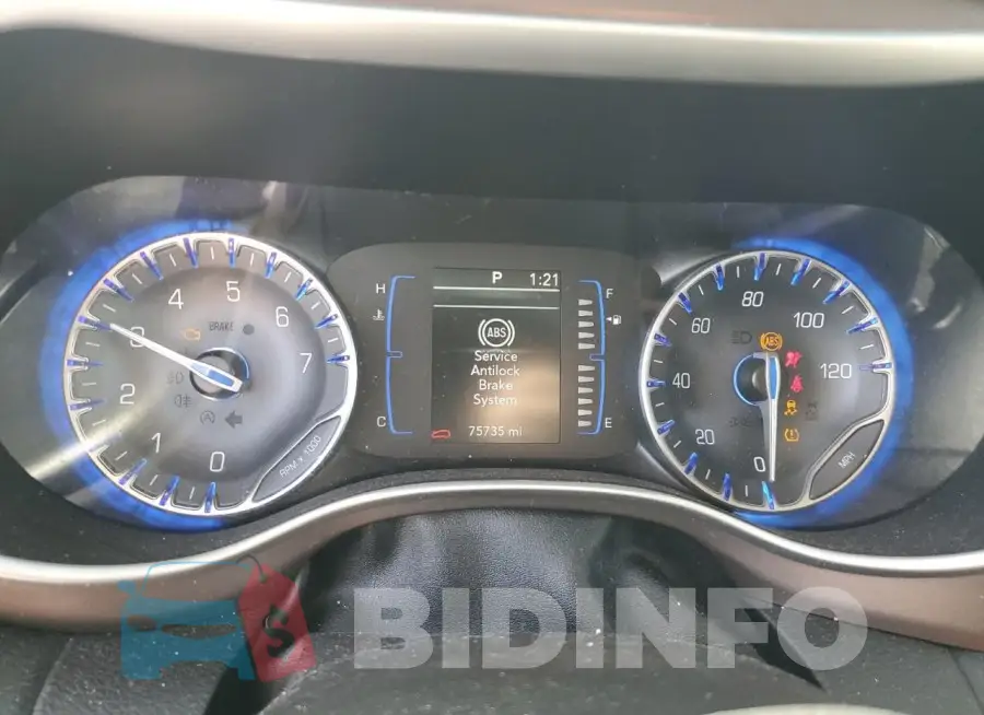 2C4RC1DGXMR551253 Photo# 9