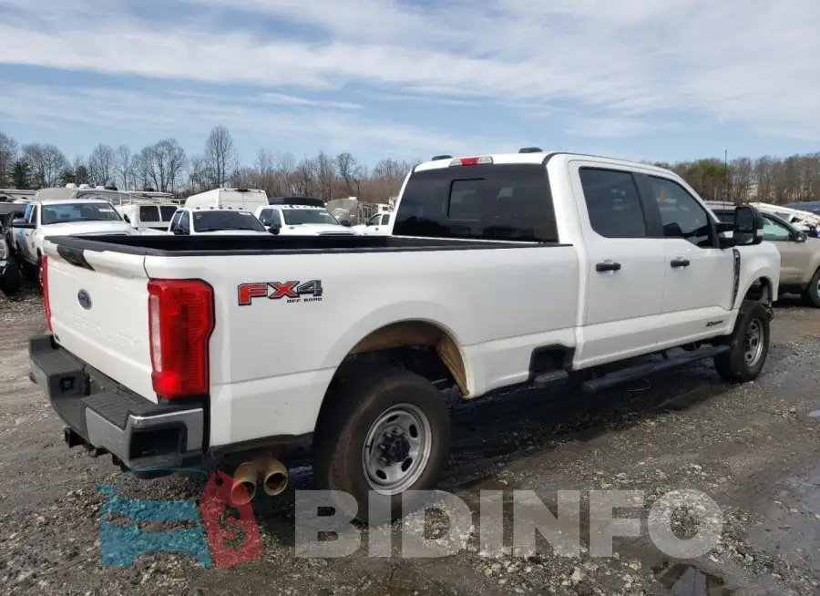 1FT8W2BT2RED37791 Photo# 3