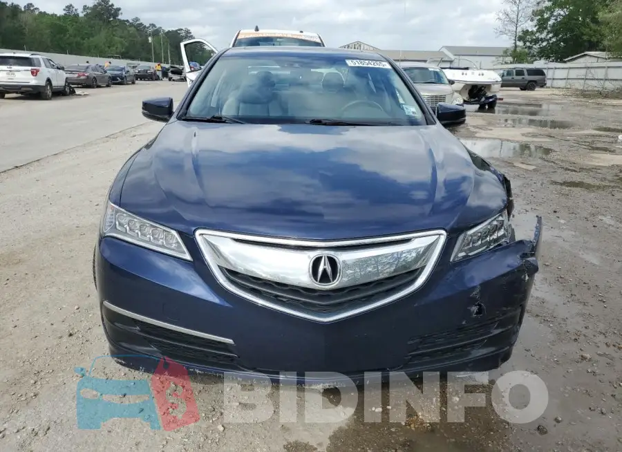 19UUB2F51GA001738 Photo# 5