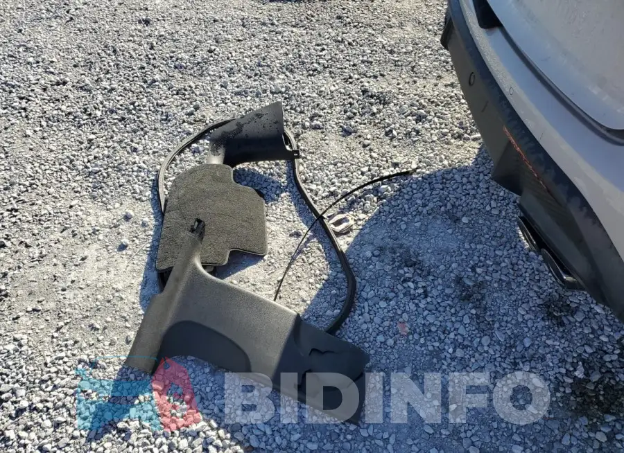 WP1AG2A5XSLB41700 Photo# 13