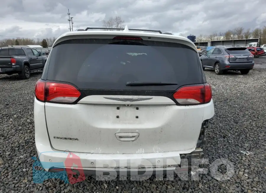 2C4RC1EG6HR577465 Photo# 6