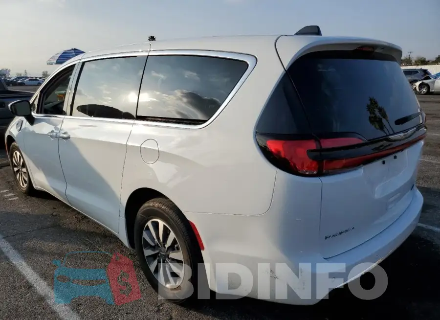 2C4RC1L72PR592594 Photo# 2