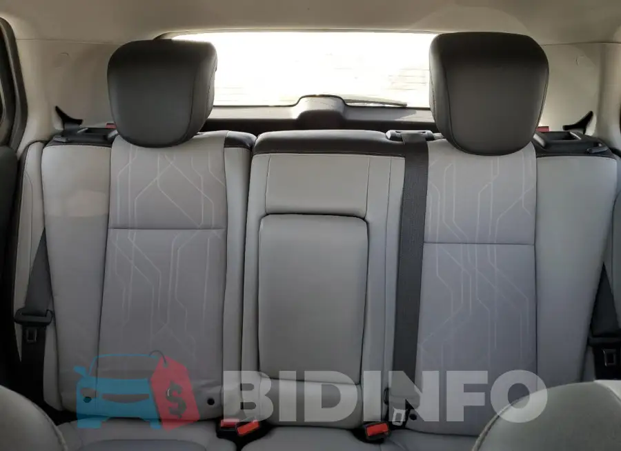 3GNCJLSB6LL112391 Photo# 10