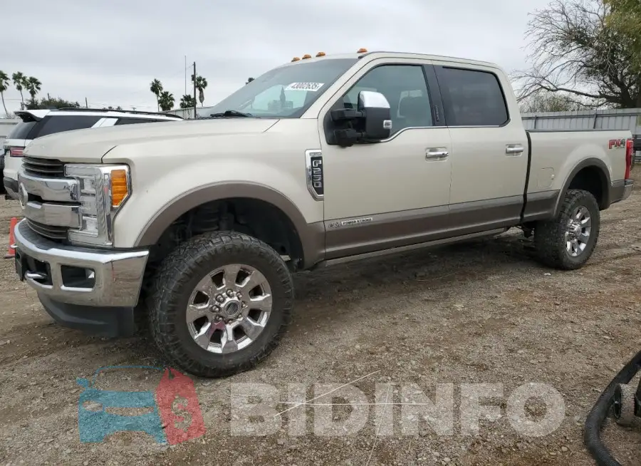 1FT7W2BT2JEC86857 Photo# 1