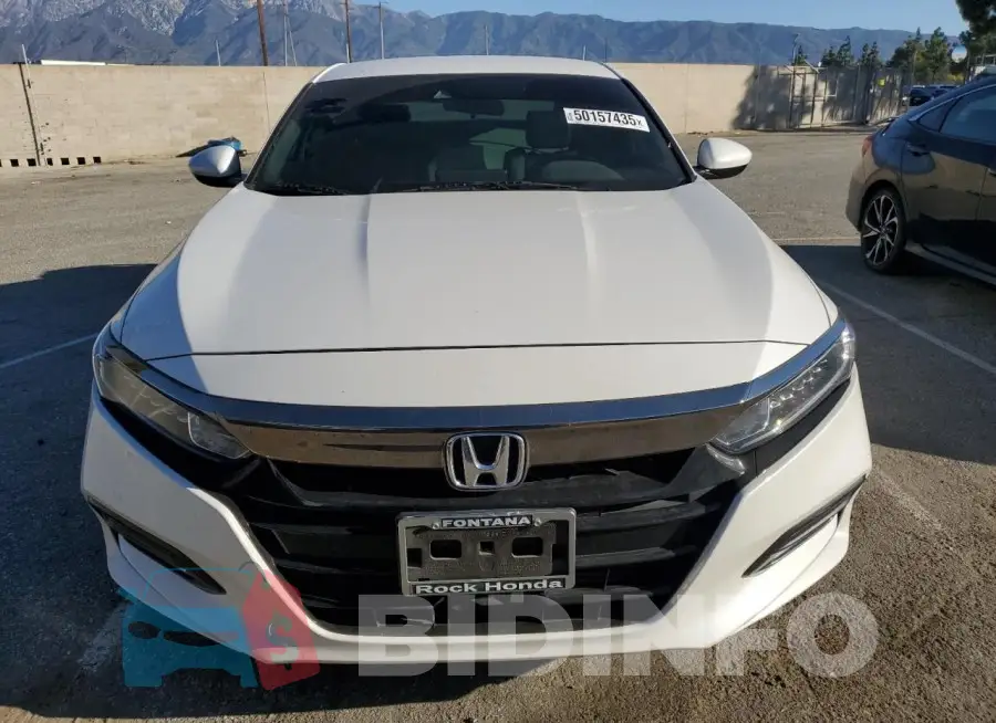 1HGCV1F31KA126517 Photo# 5 1HGCV1F31KA126517 Photo# 5